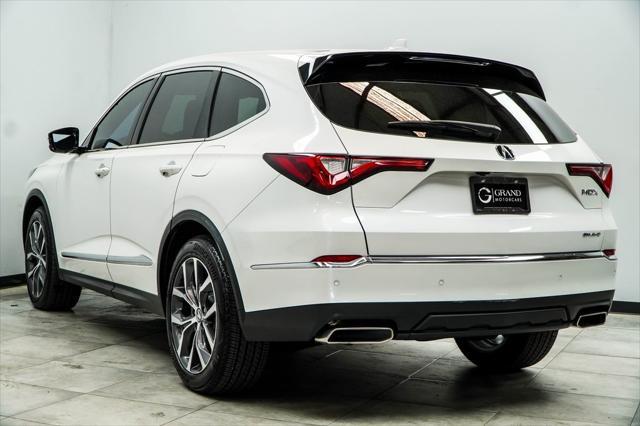 used 2023 Acura MDX car, priced at $45,987