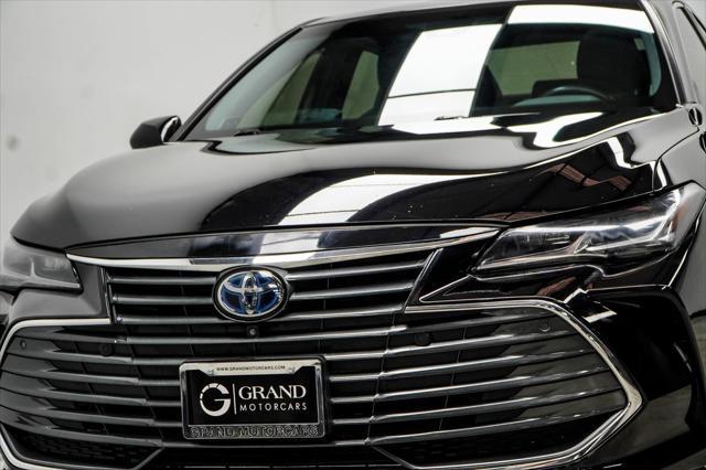 used 2022 Toyota Avalon Hybrid car, priced at $32,900