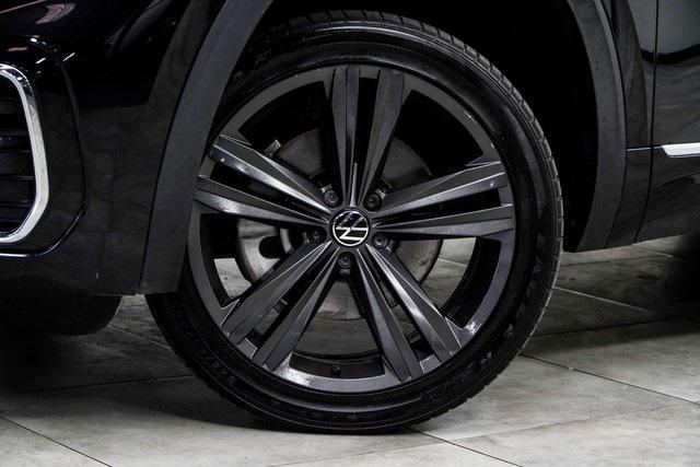 used 2022 Volkswagen Atlas car, priced at $27,999