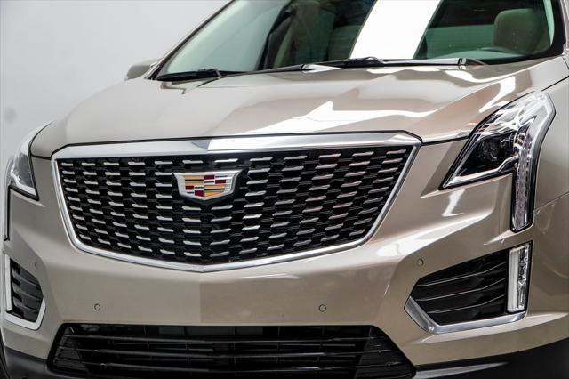 used 2022 Cadillac XT5 car, priced at $28,390