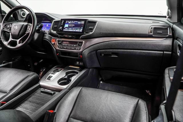 used 2022 Honda Pilot car, priced at $29,600