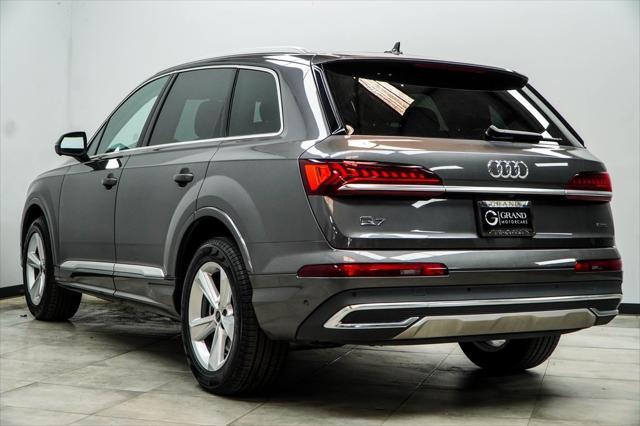 used 2024 Audi Q7 car, priced at $43,499