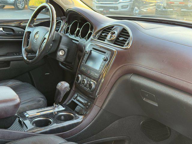 used 2015 Buick Enclave car, priced at $8,000