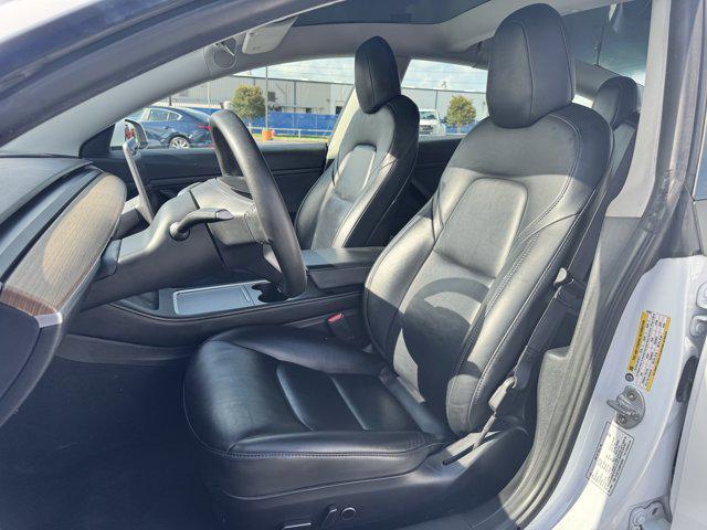 used 2021 Tesla Model 3 car, priced at $19,500