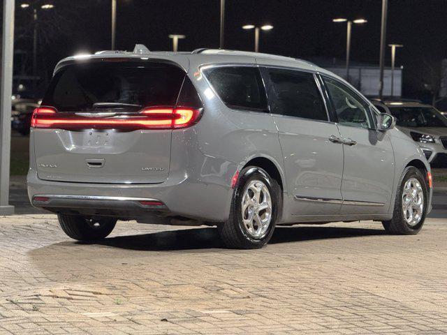 used 2022 Chrysler Pacifica car, priced at $20,000