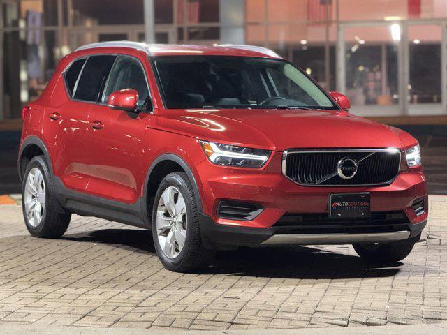 used 2022 Volvo XC40 car, priced at $17,800