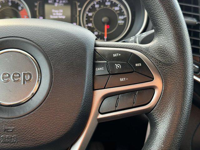used 2020 Jeep Cherokee car, priced at $14,000