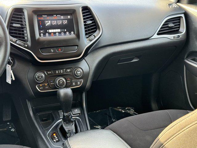 used 2020 Jeep Cherokee car, priced at $14,000