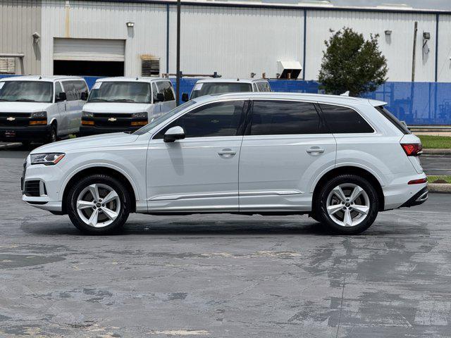 used 2023 Audi Q7 car, priced at $43,000