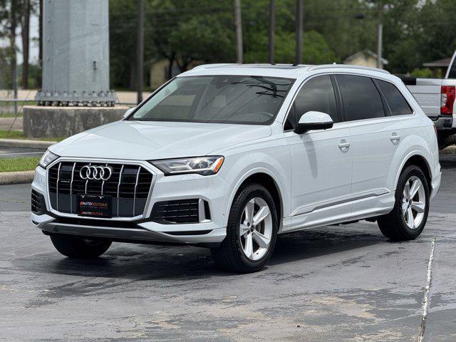 used 2023 Audi Q7 car, priced at $43,000