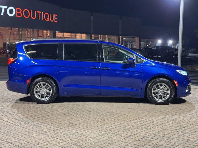 used 2021 Chrysler Pacifica car, priced at $17,000