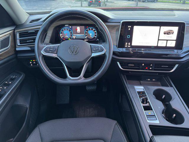 used 2024 Volkswagen Atlas car, priced at $27,500