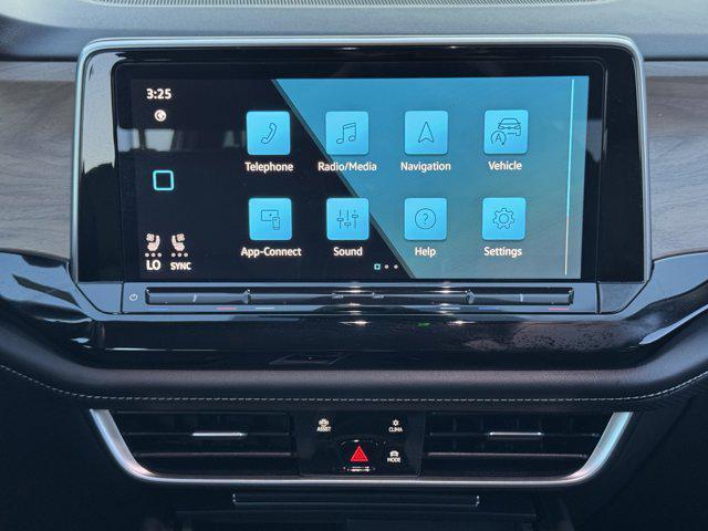 used 2024 Volkswagen Atlas car, priced at $27,500