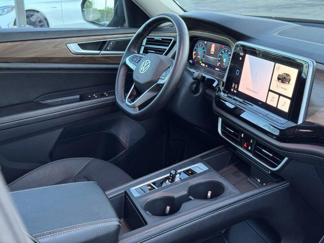 used 2024 Volkswagen Atlas car, priced at $27,500