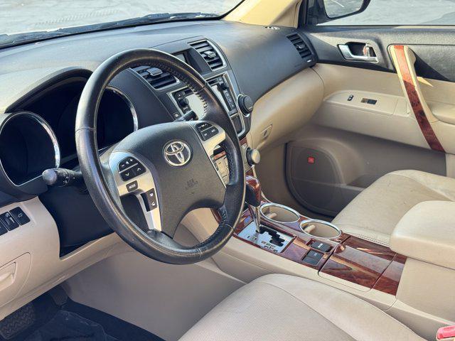 used 2013 Toyota Highlander car, priced at $15,900