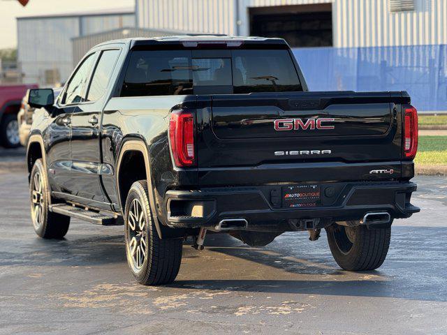 used 2022 GMC Sierra 1500 car, priced at $38,000