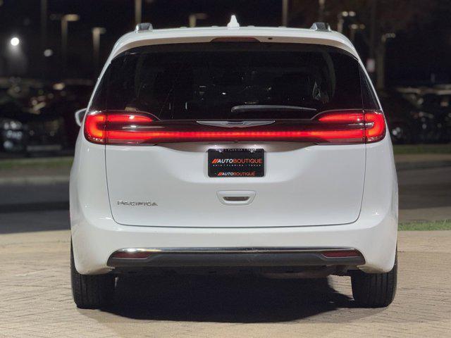 used 2022 Chrysler Pacifica car, priced at $18,900