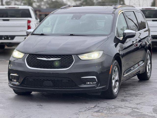 used 2022 Chrysler Pacifica car, priced at $21,000