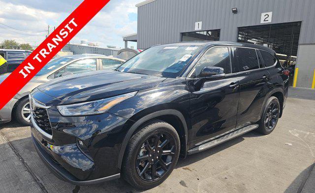 used 2022 Toyota Highlander car, priced at $28,505