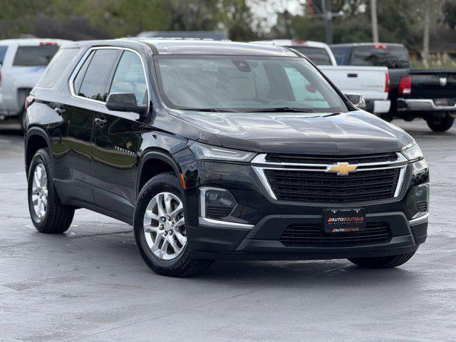 used 2022 Chevrolet Traverse car, priced at $20,500