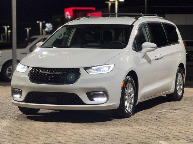 used 2022 Chrysler Pacifica car, priced at $15,800