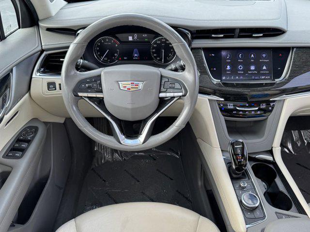 used 2020 Cadillac XT6 car, priced at $22,500