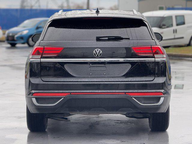 used 2020 Volkswagen Atlas Cross Sport car, priced at $15,800