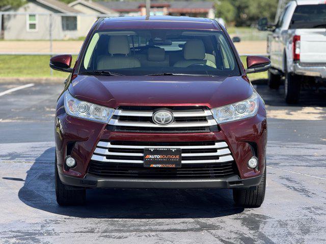 used 2019 Toyota Highlander car, priced at $21,900