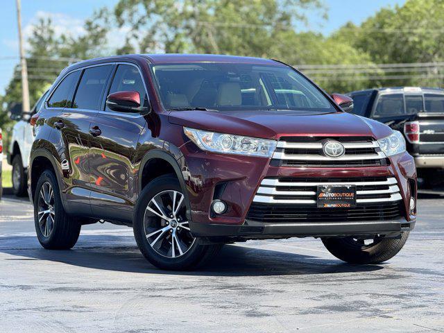 used 2019 Toyota Highlander car, priced at $21,900