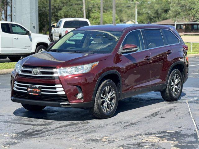 used 2019 Toyota Highlander car, priced at $21,900