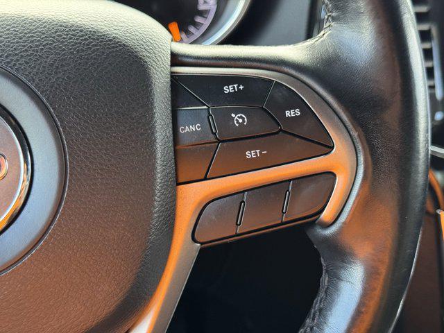 used 2021 Jeep Grand Cherokee car, priced at $17,000