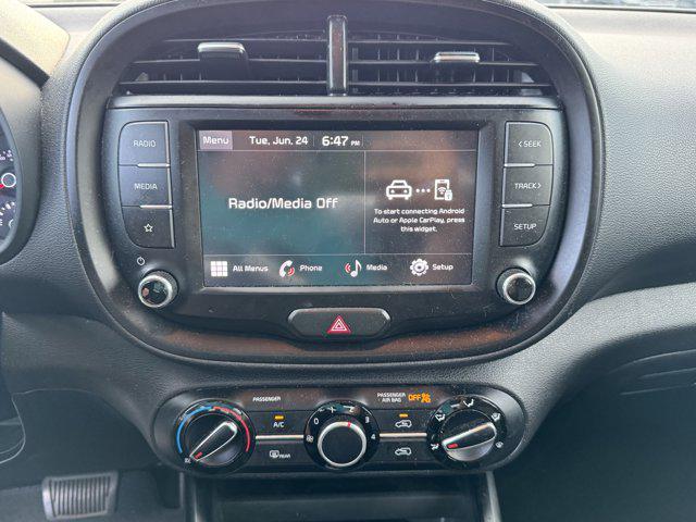 used 2022 Kia Soul car, priced at $13,400