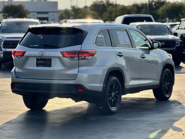 used 2019 Toyota Highlander car, priced at $20,400