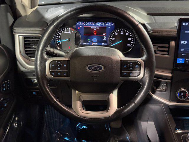 used 2022 Ford Expedition car, priced at $30,500