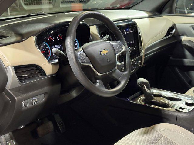 used 2022 Chevrolet Traverse car, priced at $21,900