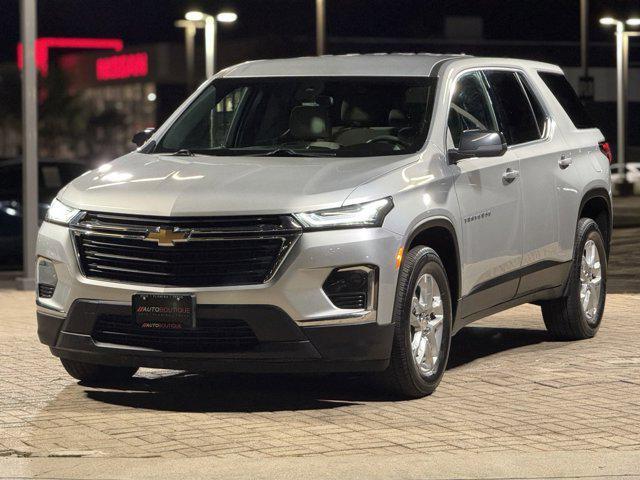 used 2022 Chevrolet Traverse car, priced at $21,900