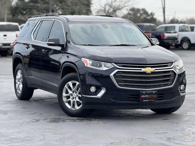 used 2020 Chevrolet Traverse car, priced at $17,000