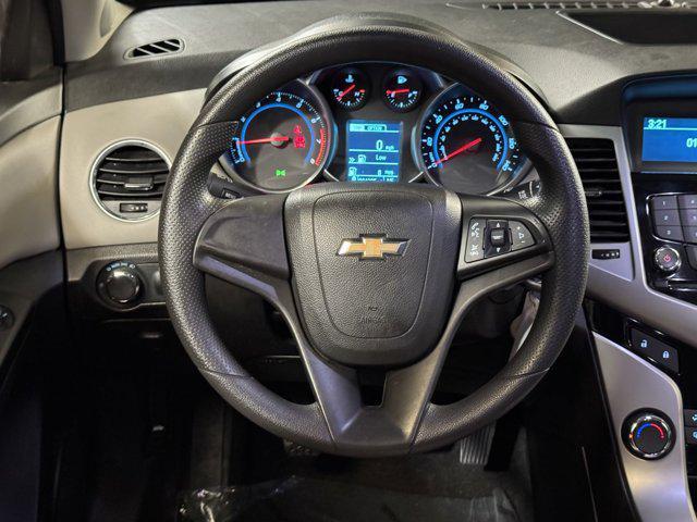 used 2014 Chevrolet Cruze car, priced at $7,200