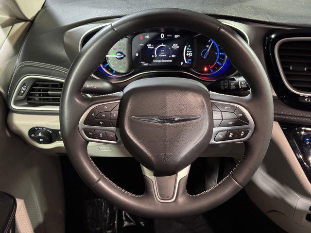 used 2022 Chrysler Pacifica Hybrid car, priced at $19,500