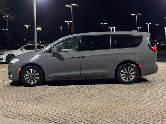 used 2022 Chrysler Pacifica Hybrid car, priced at $19,500