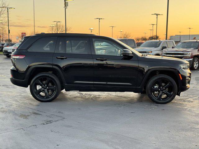 used 2023 Jeep Grand Cherokee car, priced at $27,500