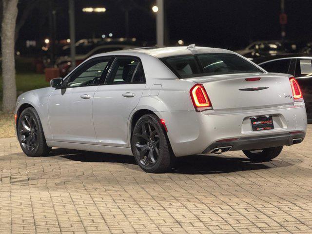 used 2022 Chrysler 300 car, priced at $22,000