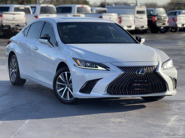 used 2019 Lexus ES 350 car, priced at $25,000