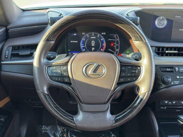 used 2019 Lexus ES 350 car, priced at $25,000