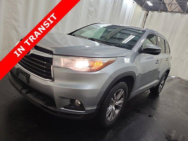 used 2015 Toyota Highlander car, priced at $17,505