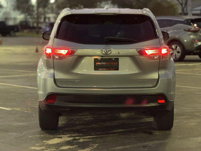 used 2015 Toyota Highlander car, priced at $16,800