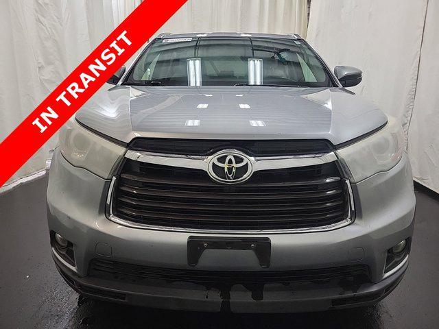 used 2015 Toyota Highlander car, priced at $17,505