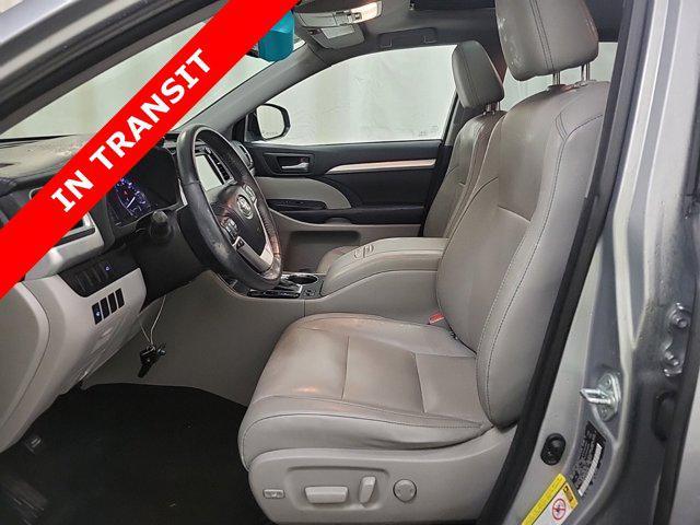 used 2015 Toyota Highlander car, priced at $17,505