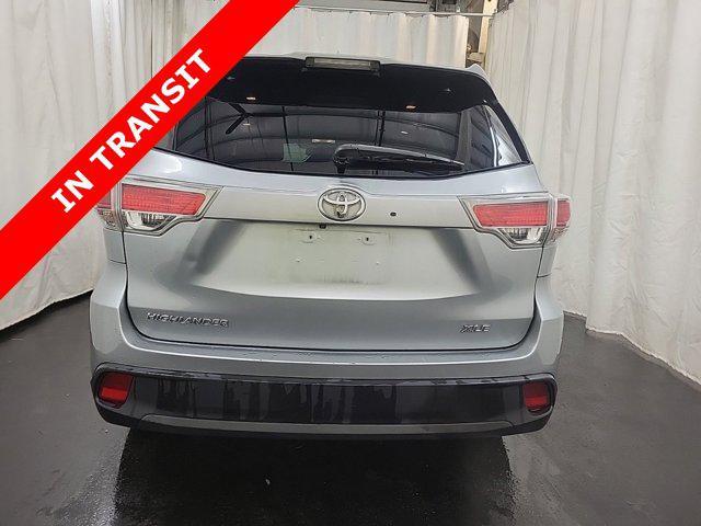 used 2015 Toyota Highlander car, priced at $17,505