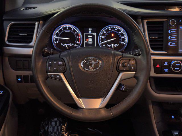 used 2015 Toyota Highlander car, priced at $16,800